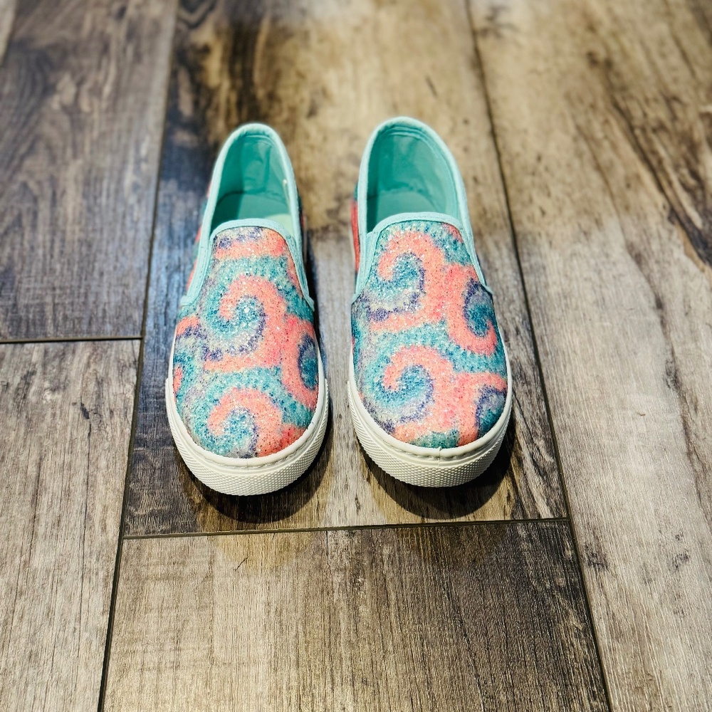 Capelli New York Girls Slip On Fashion Sneaker